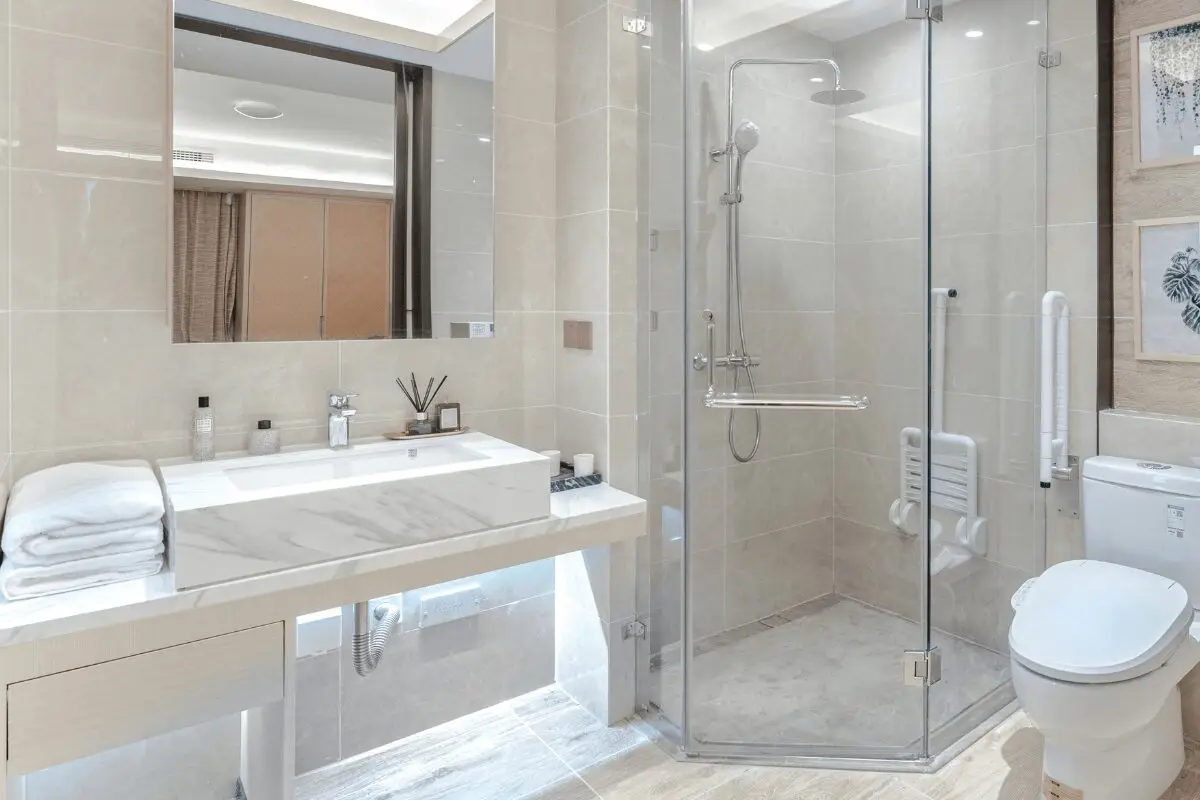 KS Multiservices : Votre artisan multitâche au service des urgences