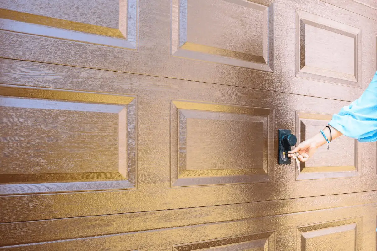 Serrure de porte de garage que choisir